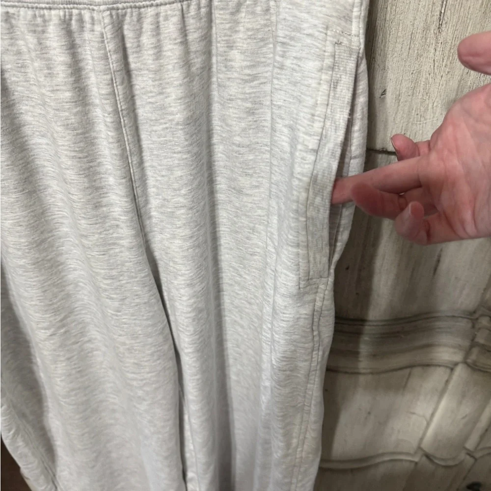 Athleta free flow culotte - Picture 6 of 9